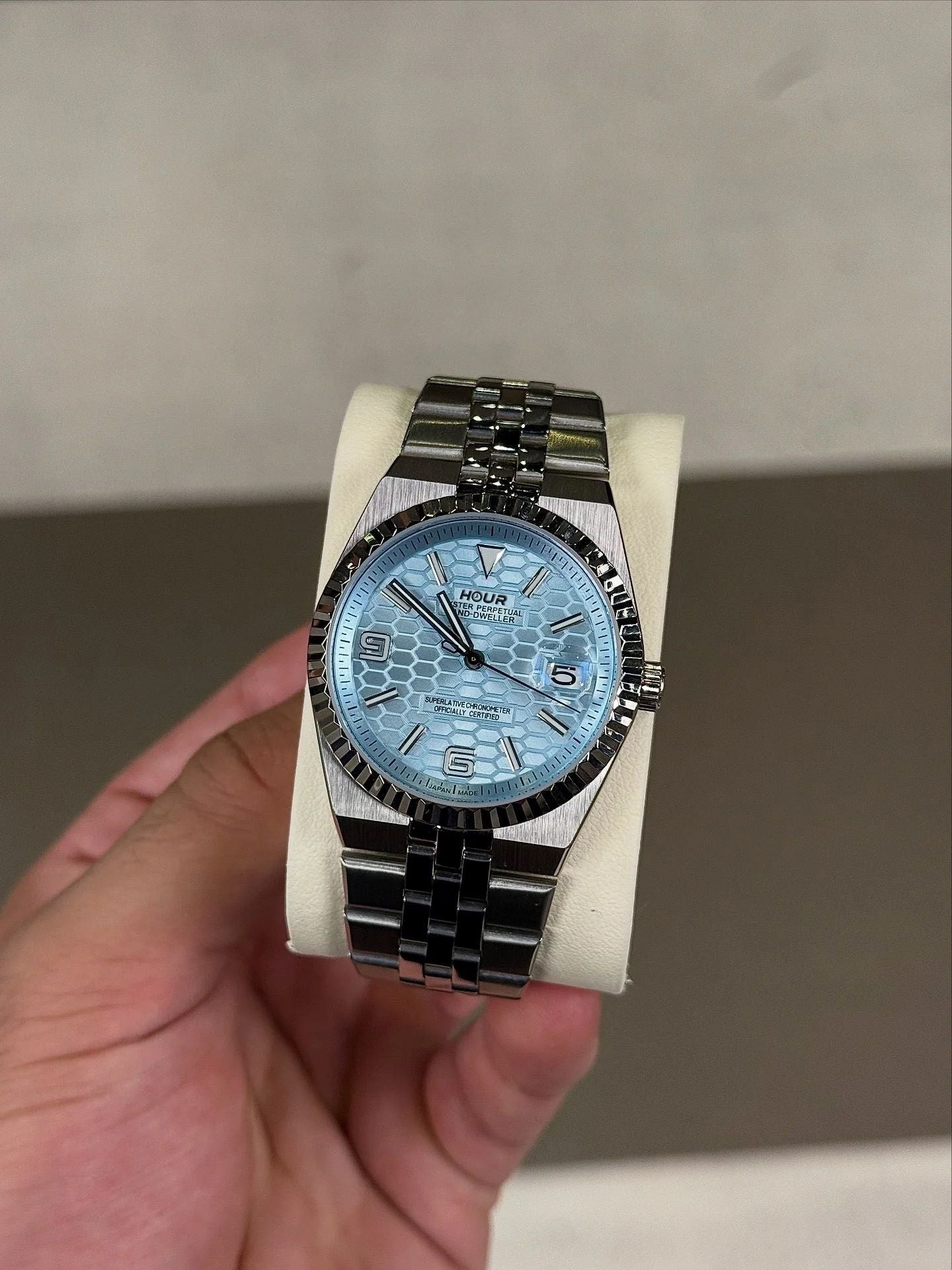 Aqua Scale Dial
