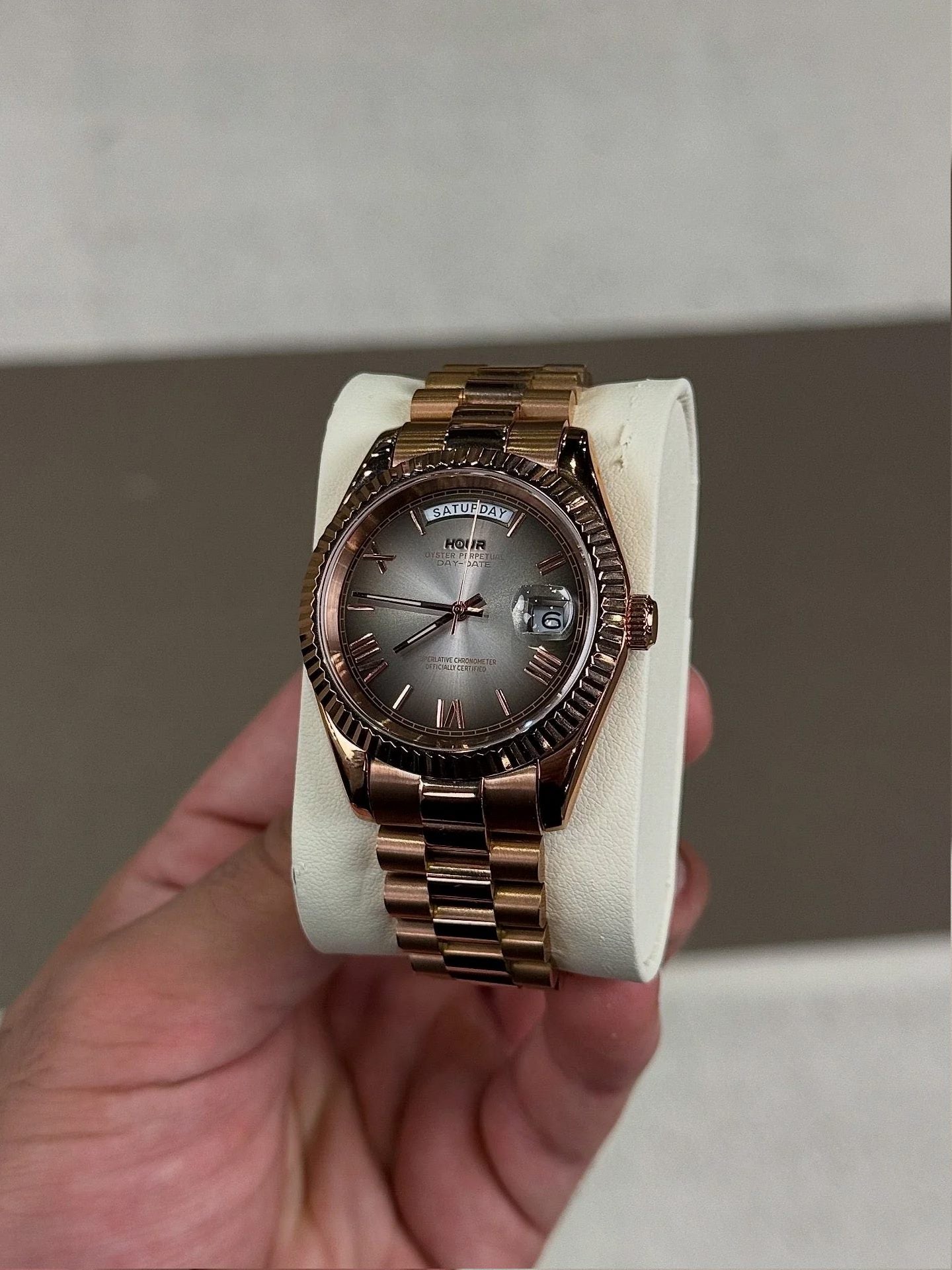 Arctic Rose Dial
