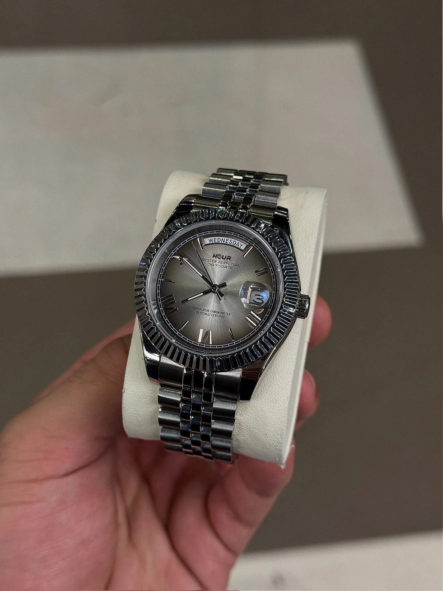 Arctic Roman Dial