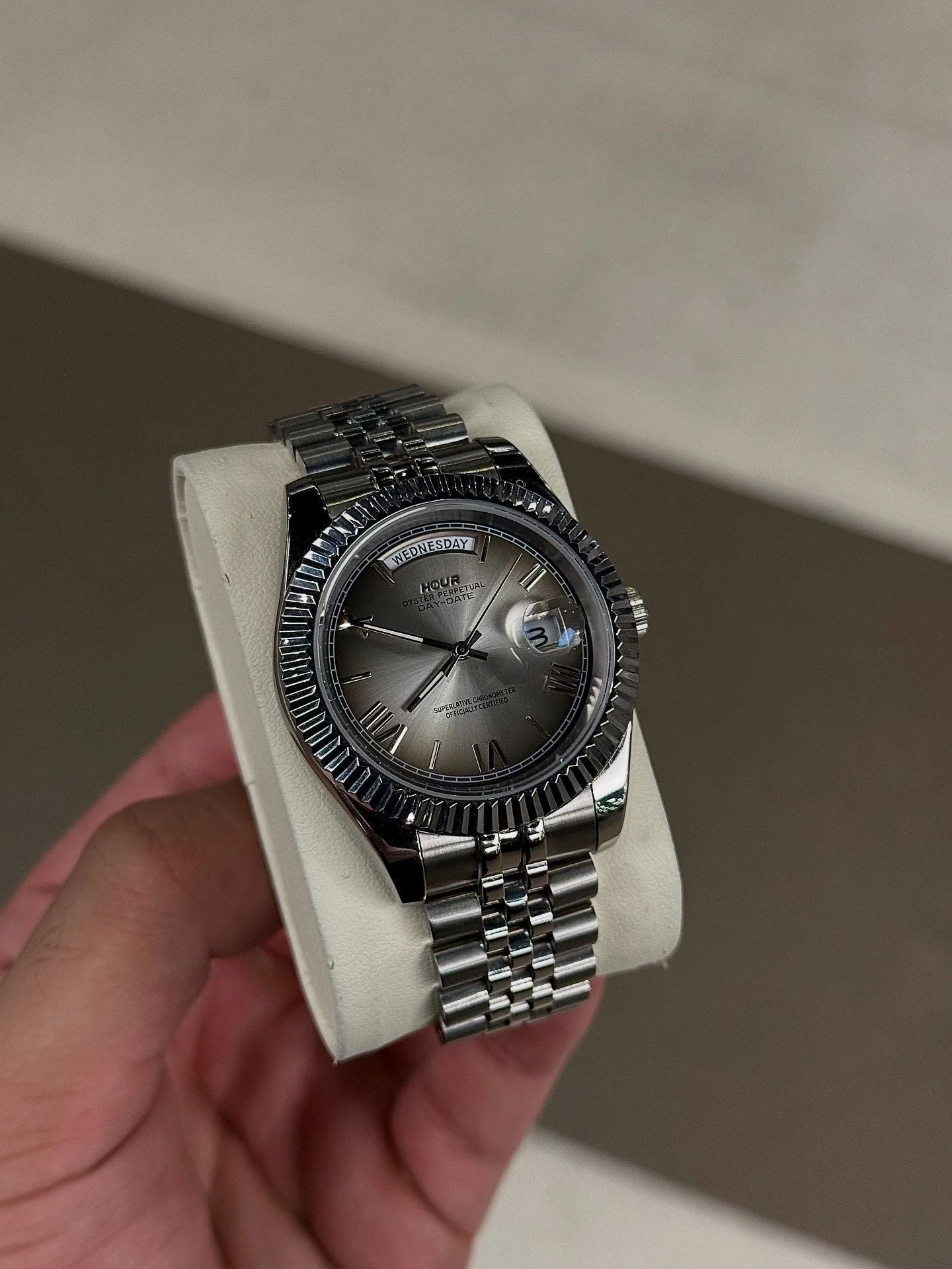 Arctic Roman Dial