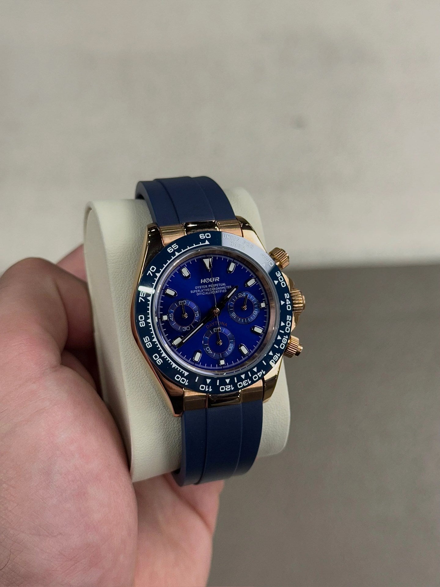 Deep Sea Rose Dial