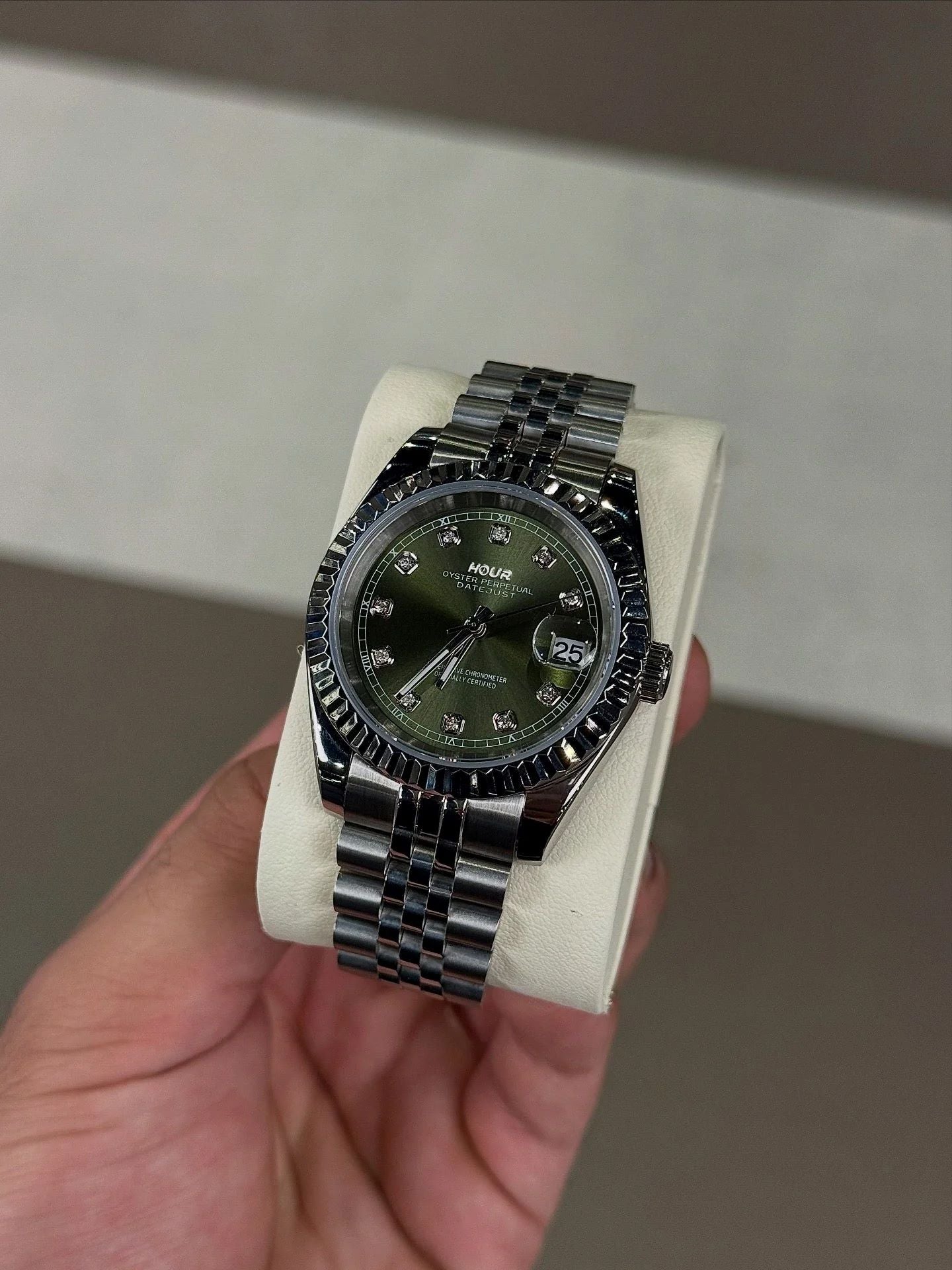 Green Diamond Dial