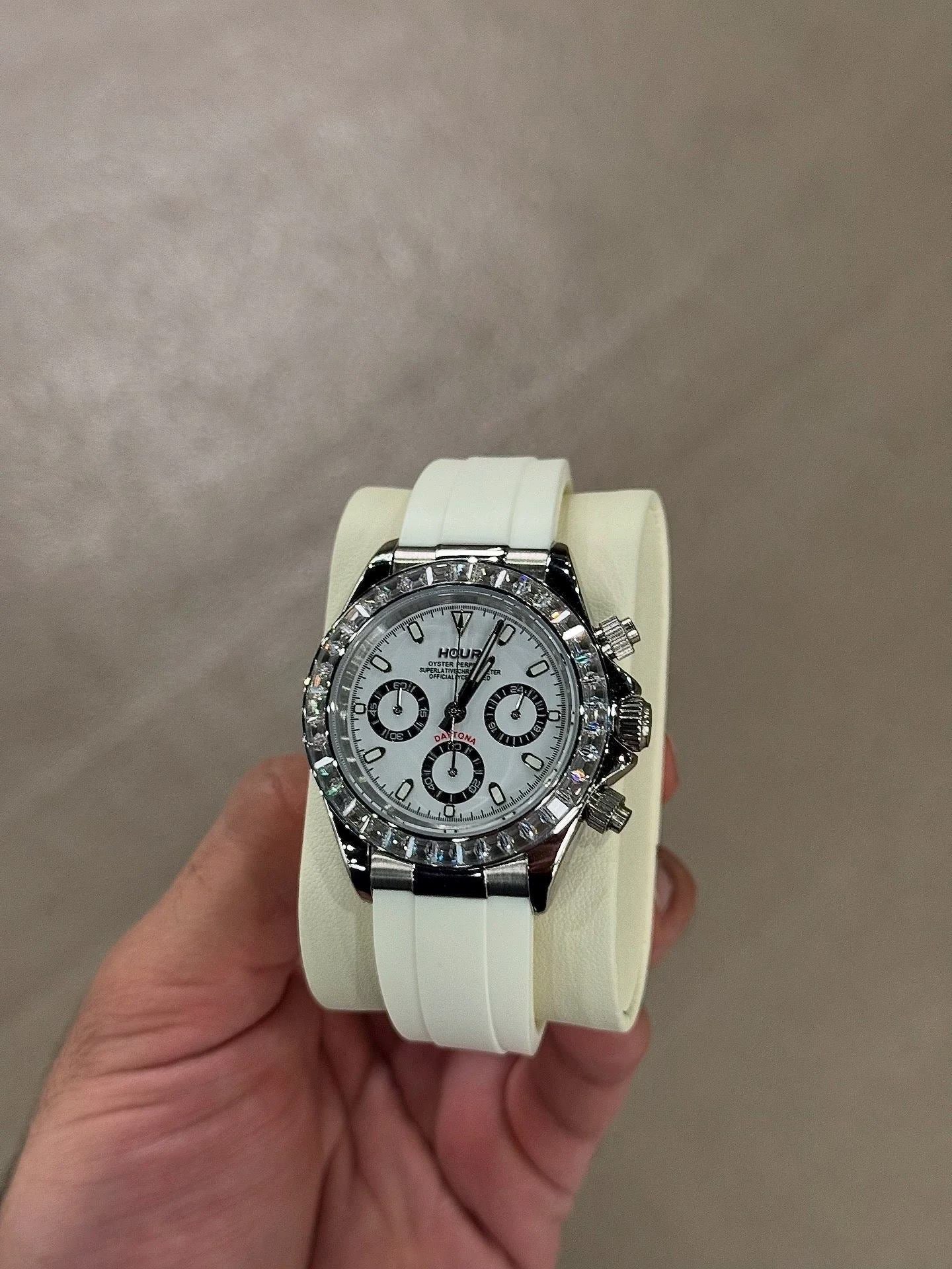 Ice white Racer Dial
