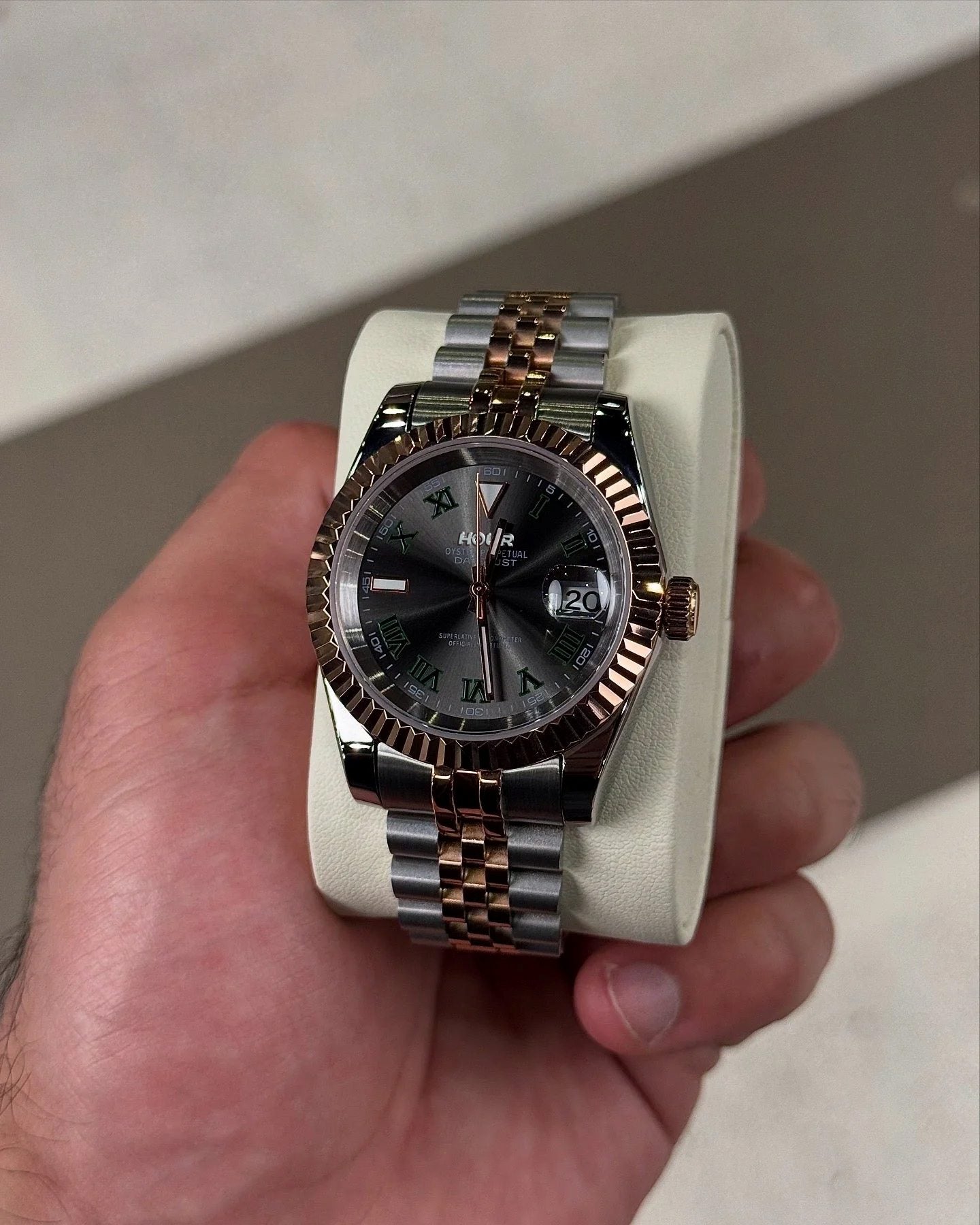 Royal Dusk Roman Dial