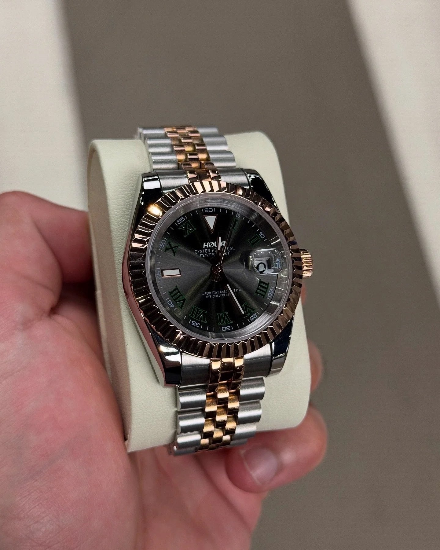 Royal Dusk Roman Dial